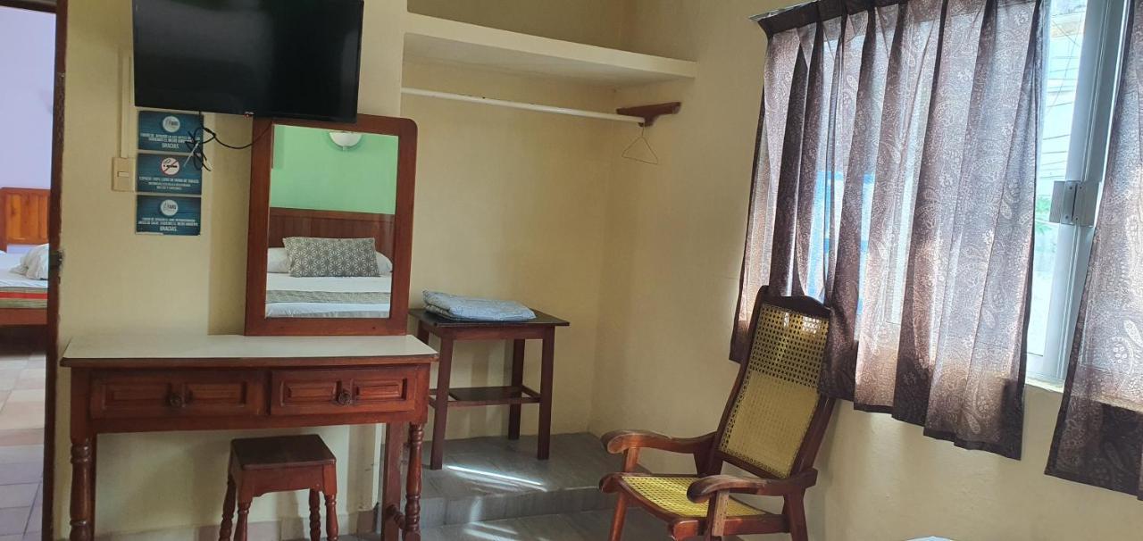 Hotel El Faro Malecon ベラクルス エクステリア 写真